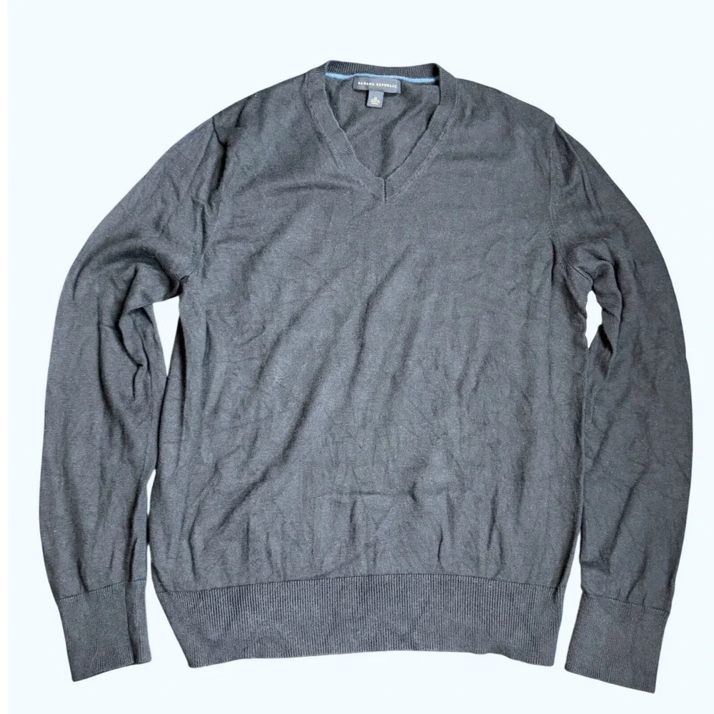 Banana Republic Mens V-Neck Silk Cashmere Blend Sweater Charcoal Gray Medium